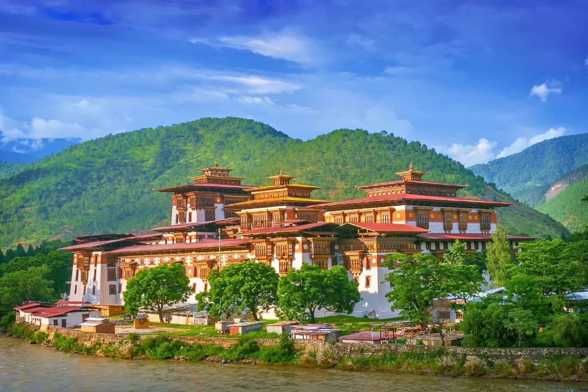 Ultimate Bhutan Trip Package | 5 Days Himalayan Experience | 4 Nights 5 Days