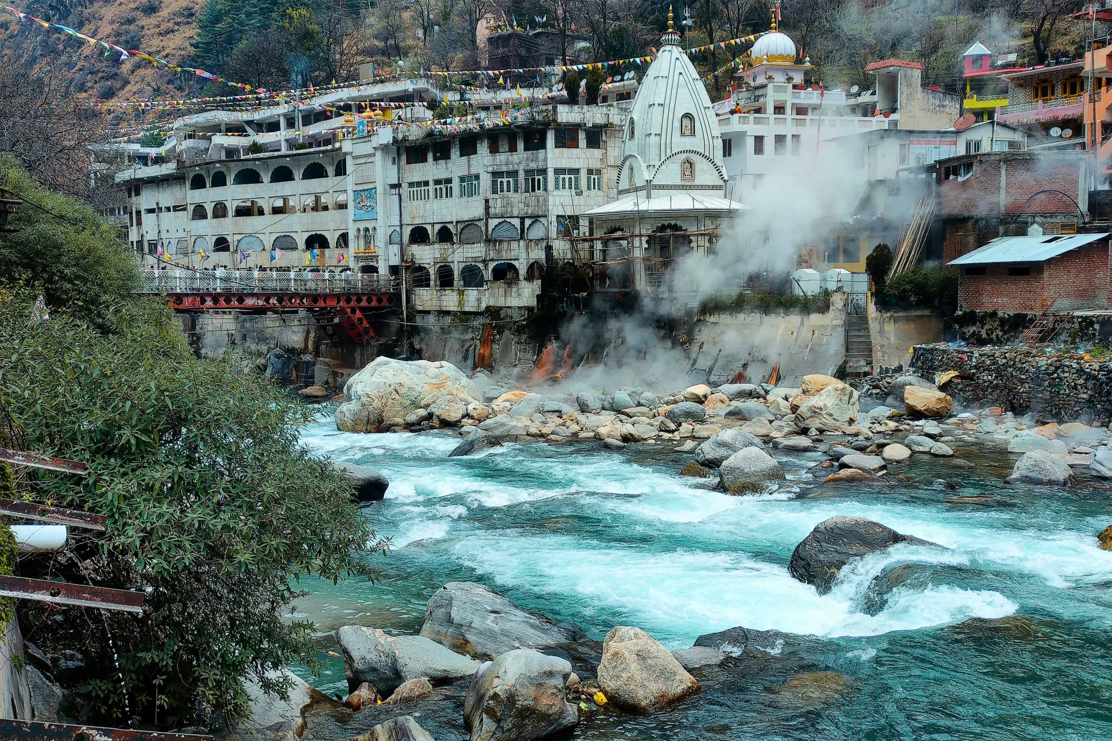 Manali Snowfall Tour Package